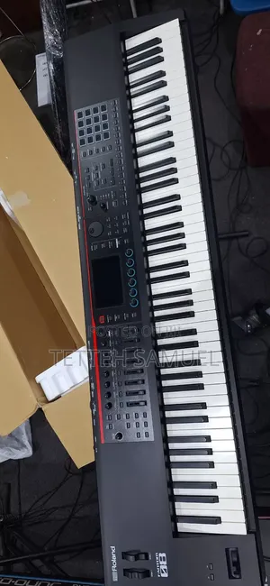 Roland Fantom 08