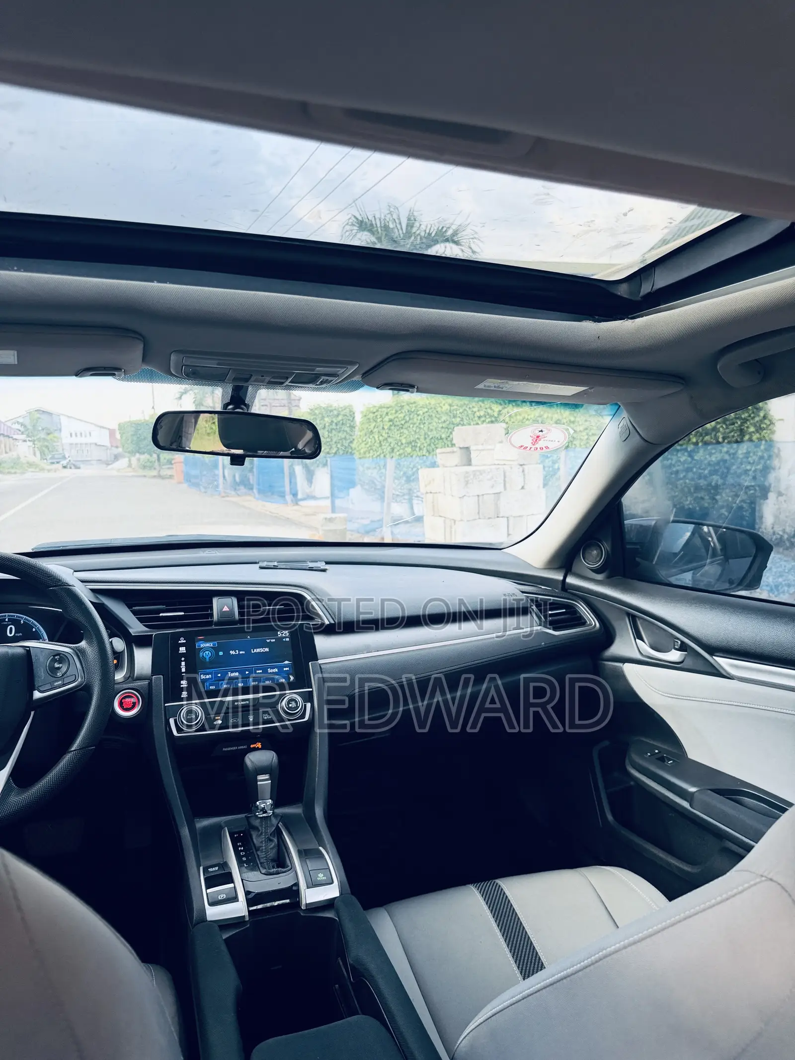 Honda Civic EX-L 4dr Sedan (1.5L 4cyl) 2017 Gray