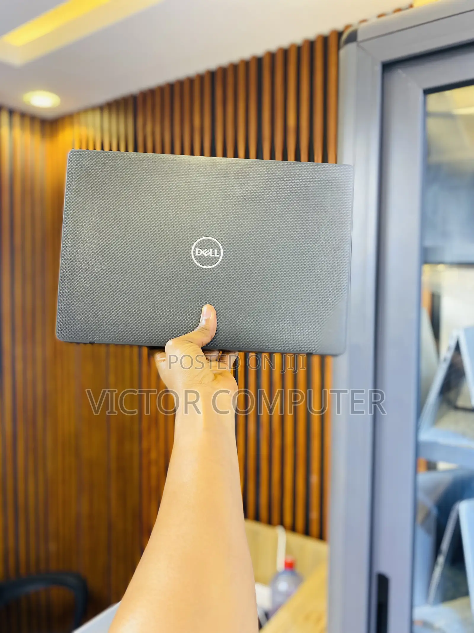 Laptop Dell Latitude 7400 8GB Intel Core i5 SSD 256GB