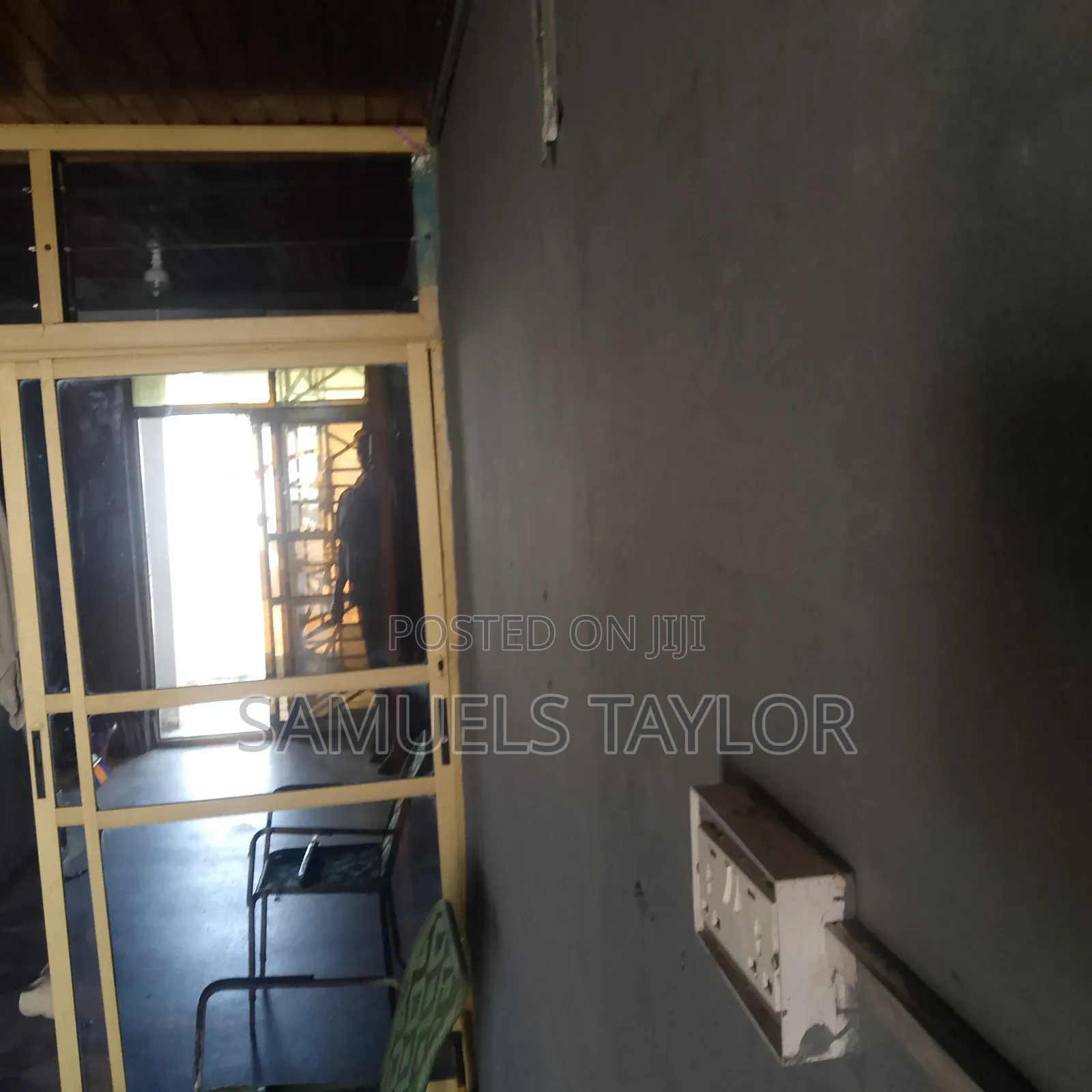 1bdrm Apartment in Dansoman, Round About for rent