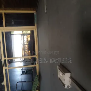 1bdrm Apartment in Dansoman, Round About for rent