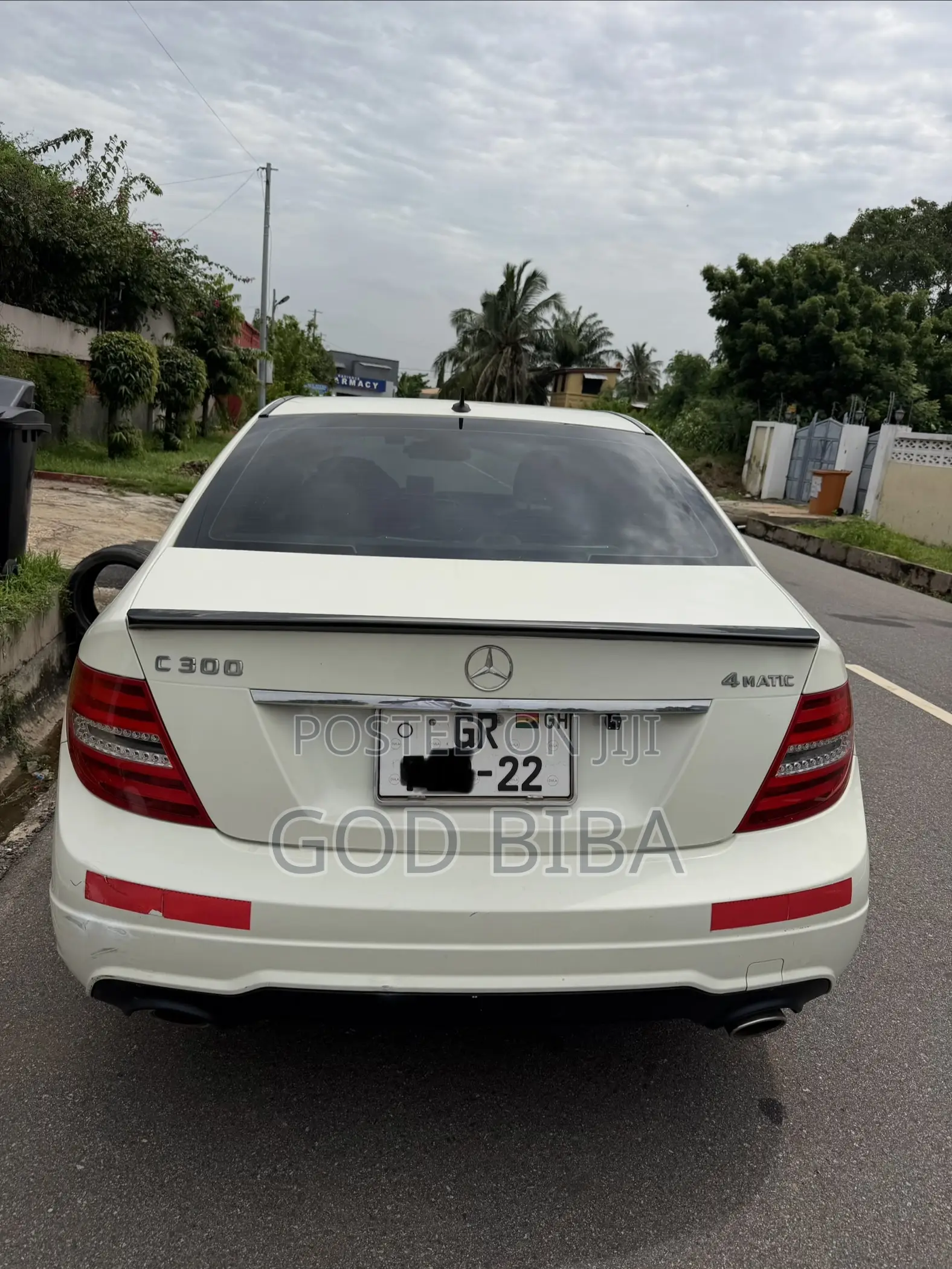 Mercedes-Benz C300 Luxury 4Matic Sedan AWD (3.5L 6cyl 7A) 2014 White