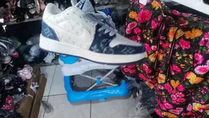 Boys Neakers