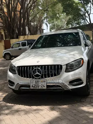 Mercedes-Benz GLC-Class 2018 White