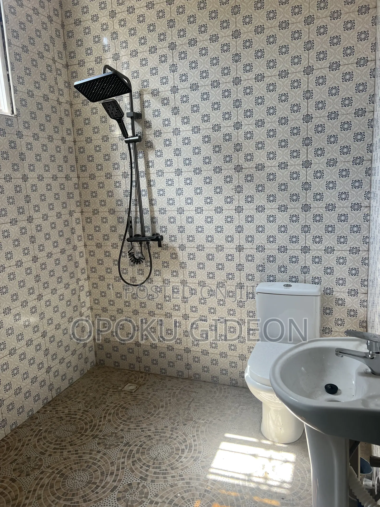 1bdrm Room & Parlour in Olebu for rent