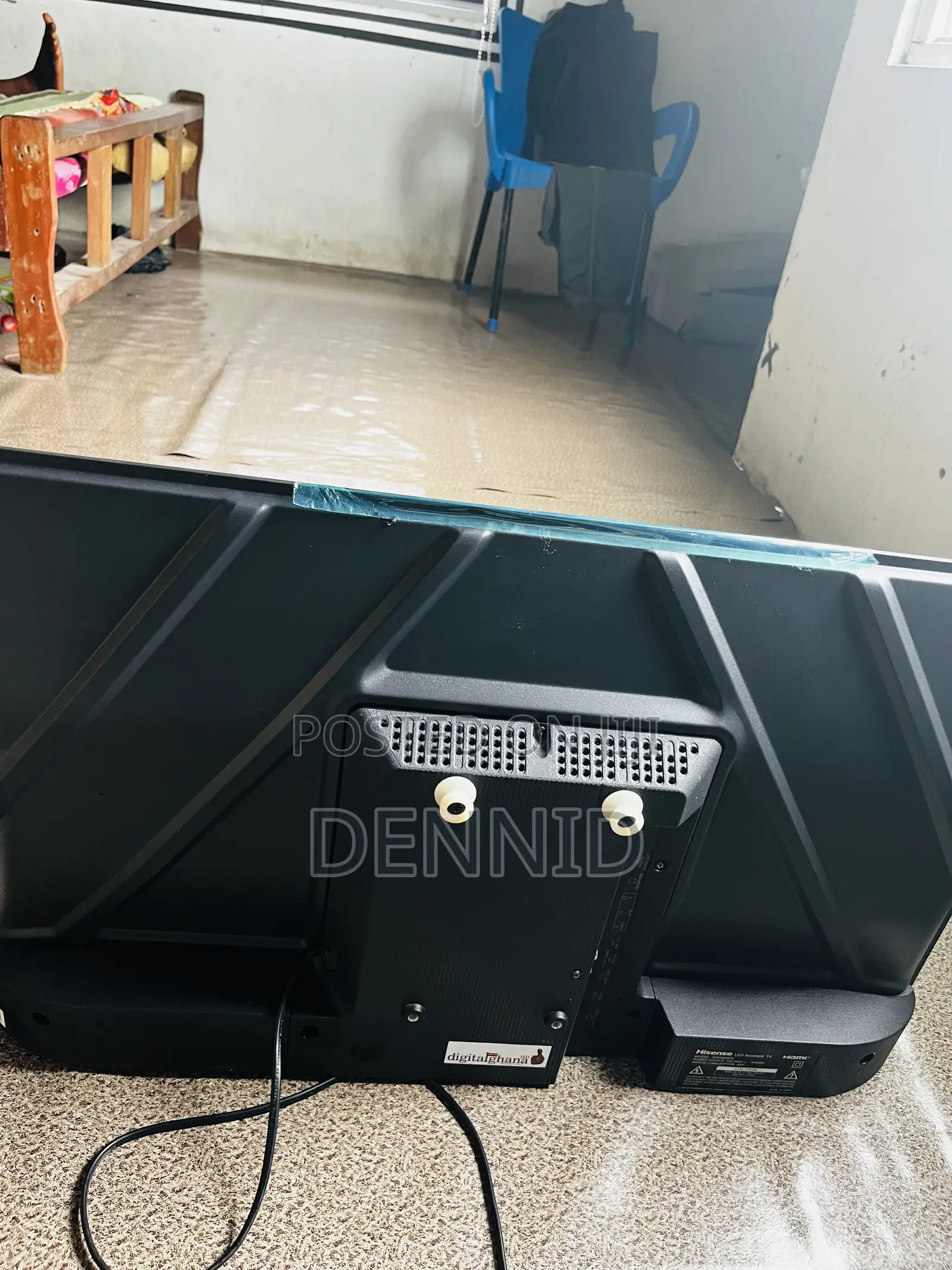 Selling Hisense 32 Inches Tv
