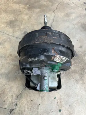 Vw Passat Brake Pot ( Master Cylinder )