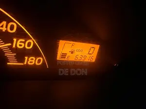 Toyota Vitz 1.3 FWD 5dr 2010 Silver