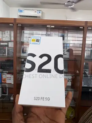 New Samsung Galaxy S20 FE 5G 128 GB Blue