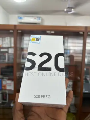 New Samsung Galaxy S20 FE 5G 128 GB Blue