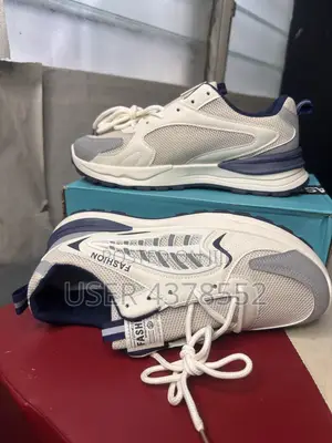 Fashion/Shoe