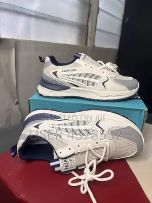 Fashion/Shoe