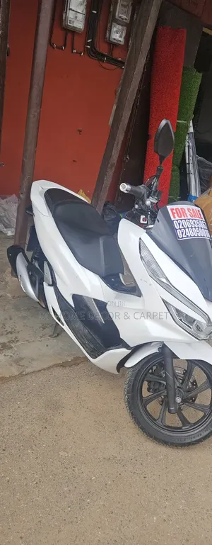 Honda 2023 White