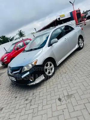 Toyota Corolla S 4dr Sedan (1.8L 4cyl 4A) 2013 Silver