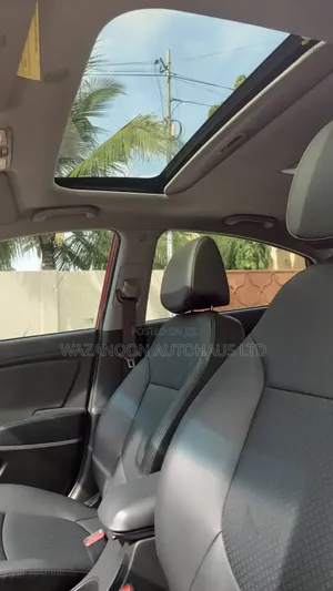 Hyundai Accent 2014 Red