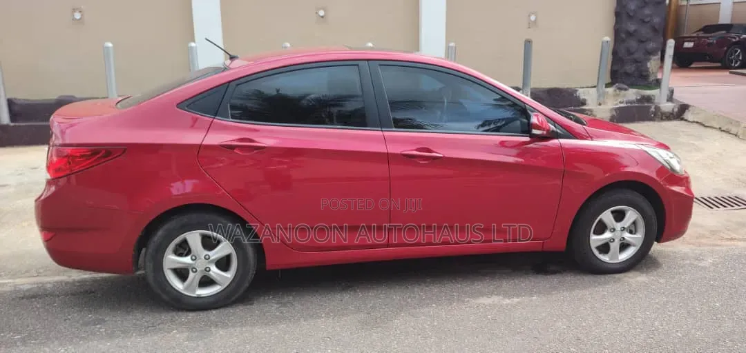 Hyundai Accent 2014 Red