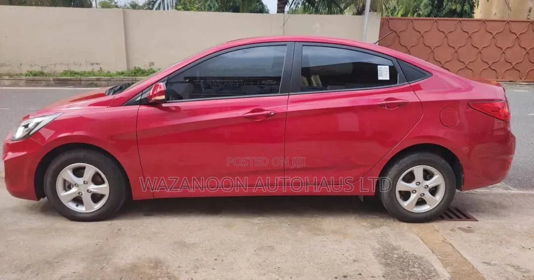 Hyundai Accent 2014 Red