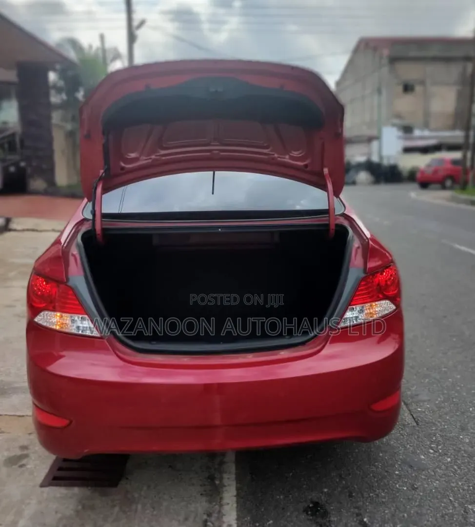 Hyundai Accent 2014 Red