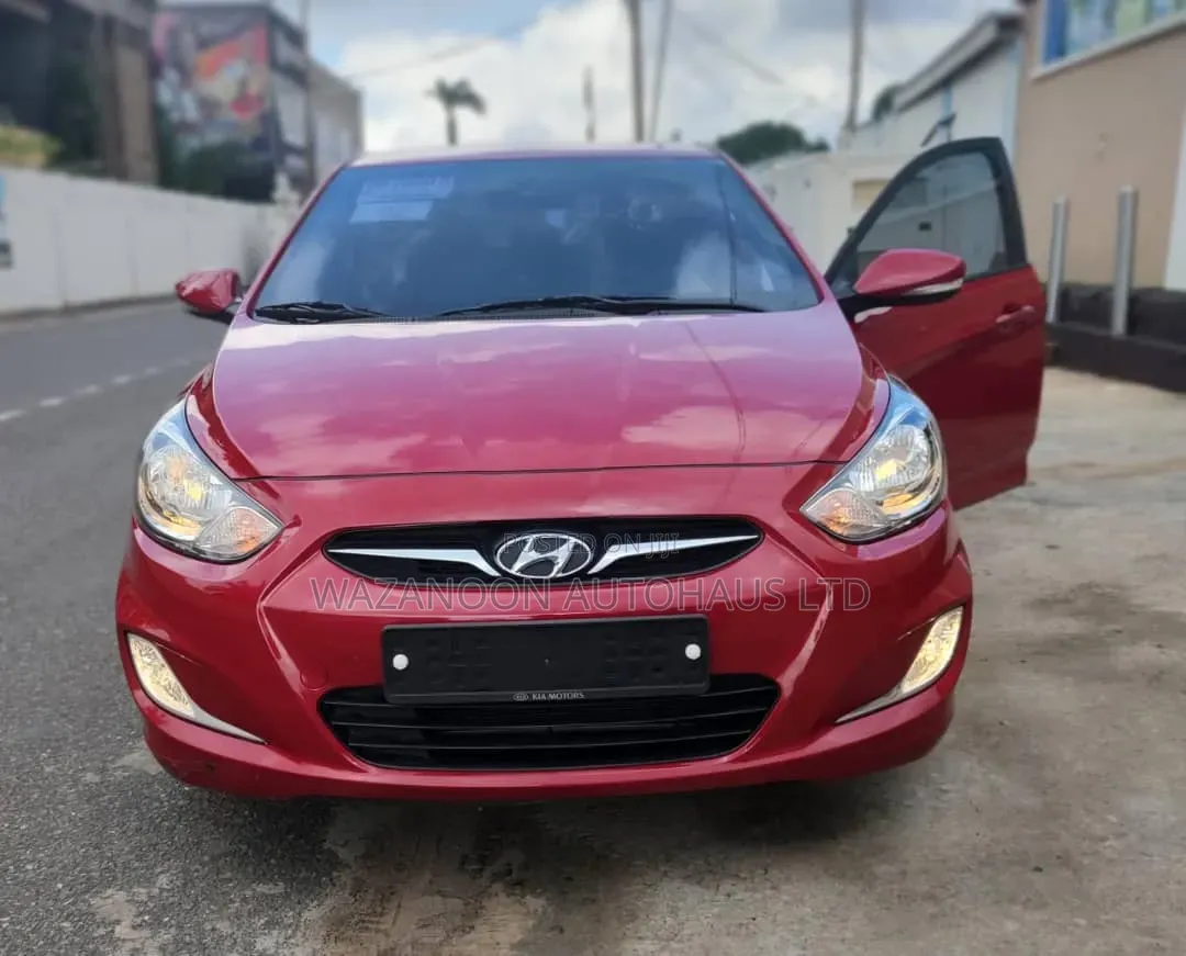 Hyundai Accent 2014 Red