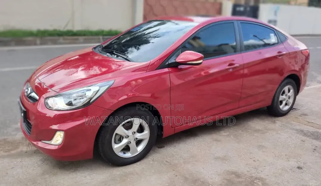Hyundai Accent 2014 Red