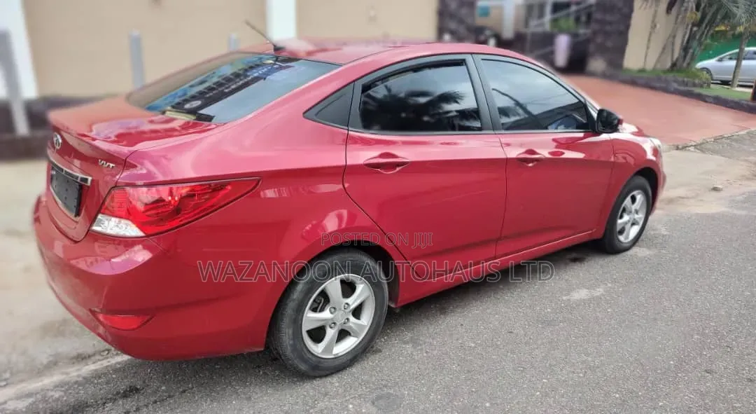 Hyundai Accent 2014 Red