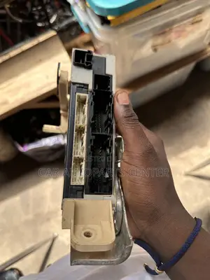 Toyota Highlander 2017-19 Dashboard Fusebox