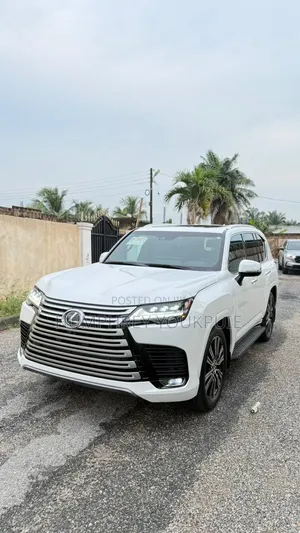 Lexus LX 2023 White