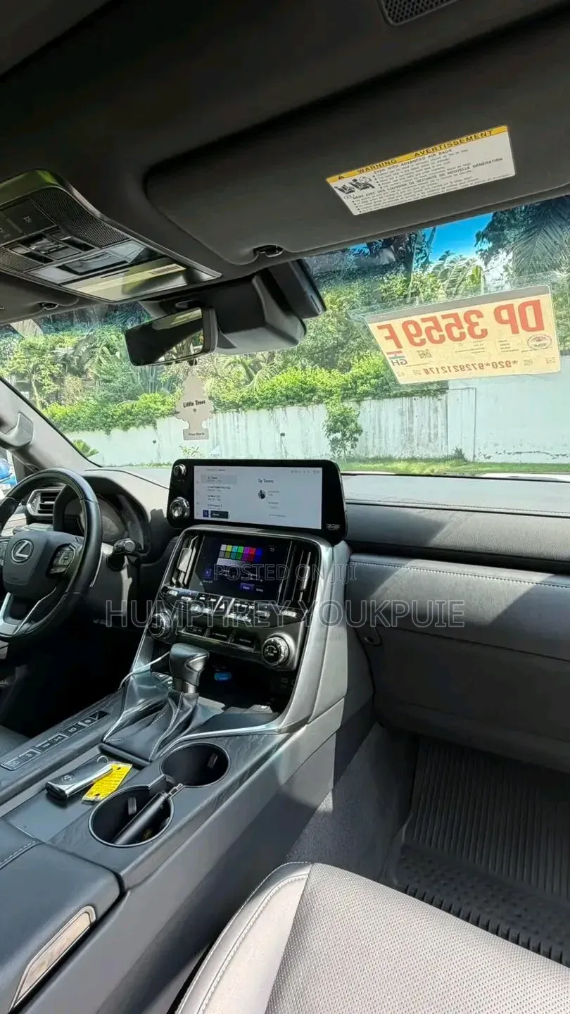 Lexus LX 2023 White