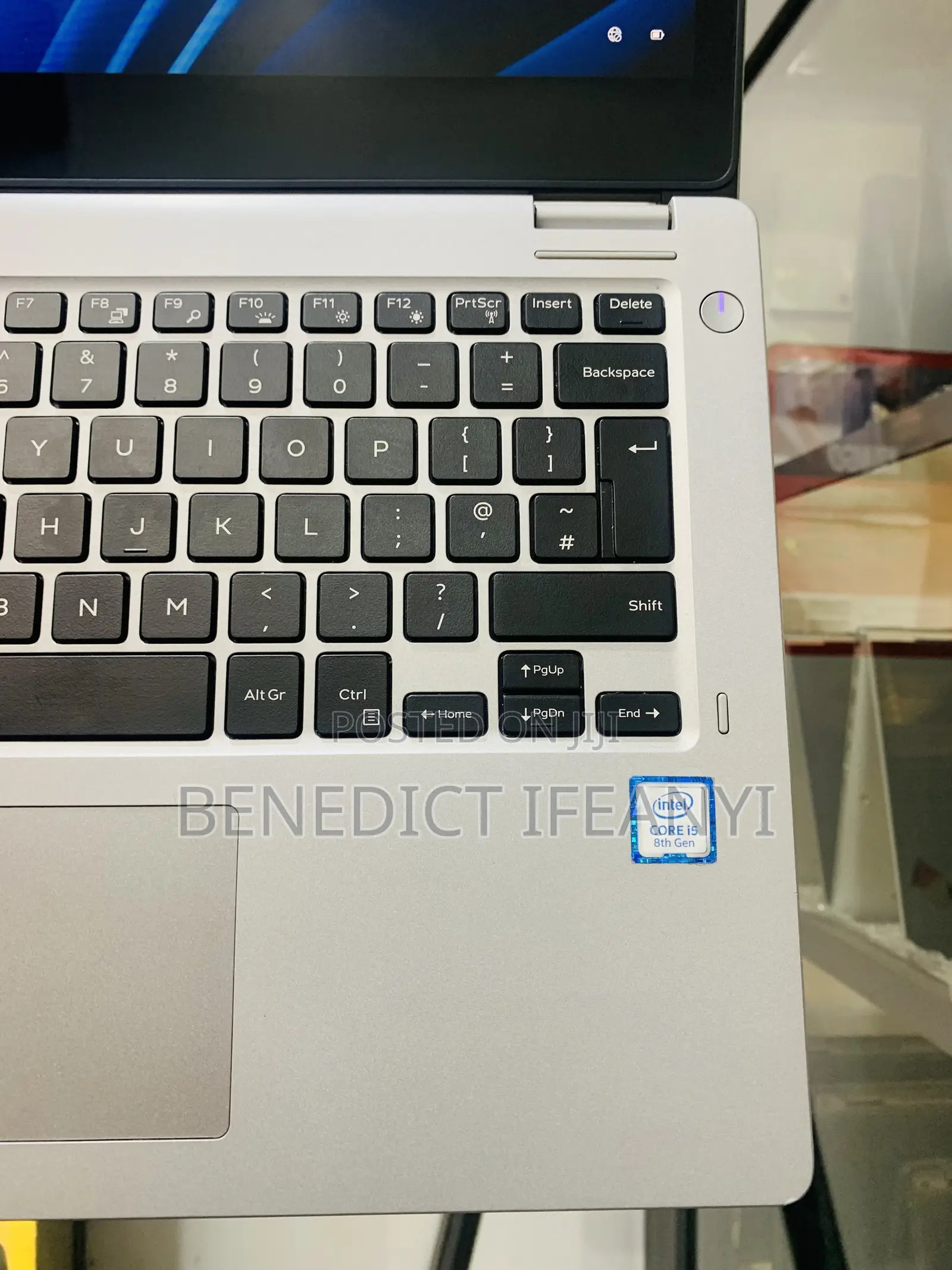 Laptop Dell Latitude 3310 8GB Intel Core i5 SSD 256GB