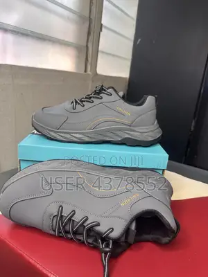 Fashion/Shoe