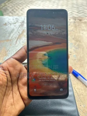 Tecno Spark 20 128 GB Gold