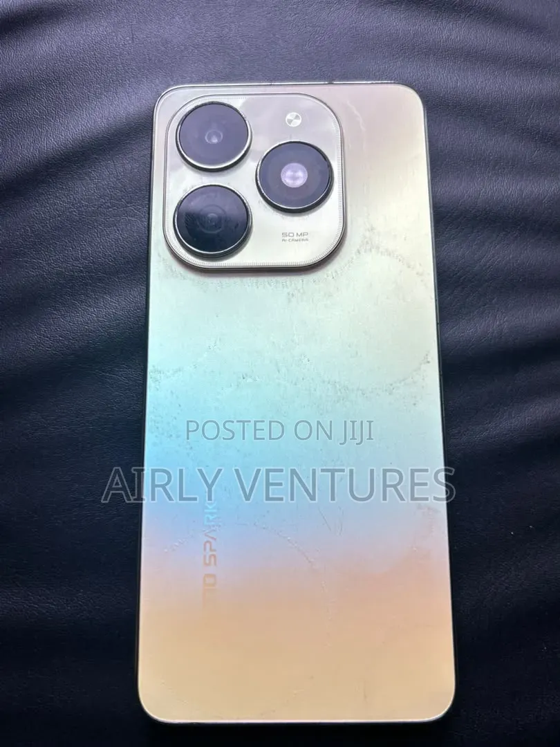 Tecno Spark 20 128 GB Gold