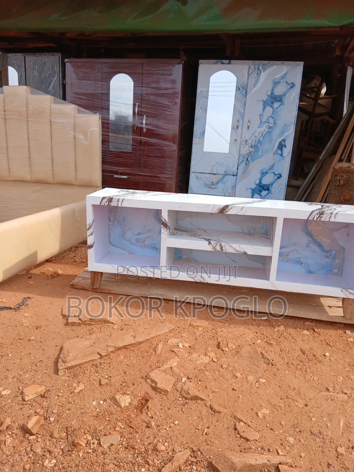 Kitchen Cabinet and Marble Fixing Master Is Available Please Call Us