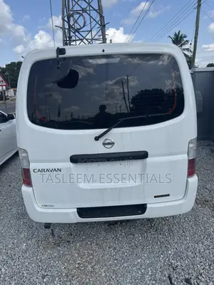 Nissan Caravan 2011 White
