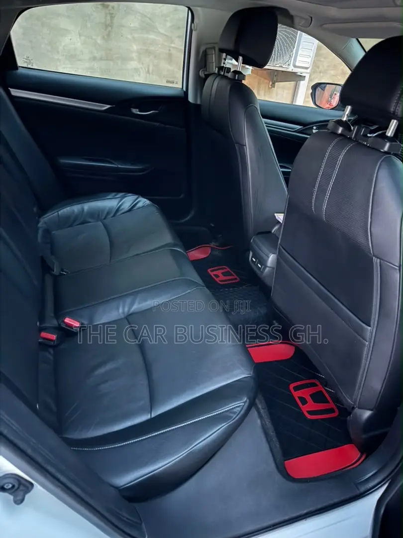 Honda Civic Touring Sedan 2018 White