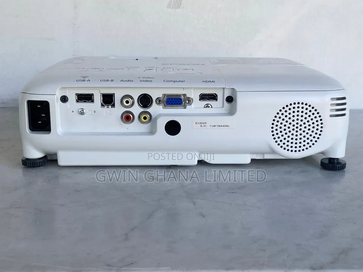Epson LCD Projector Ex3220 Projector.3000lumesn Hdmi, Usb . Neat
