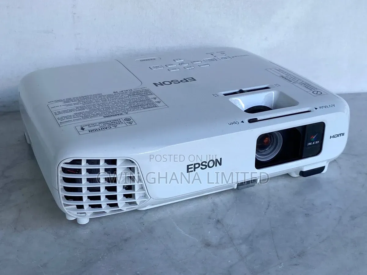 Epson LCD Projector Ex3220 Projector.3000lumesn Hdmi, Usb . Neat