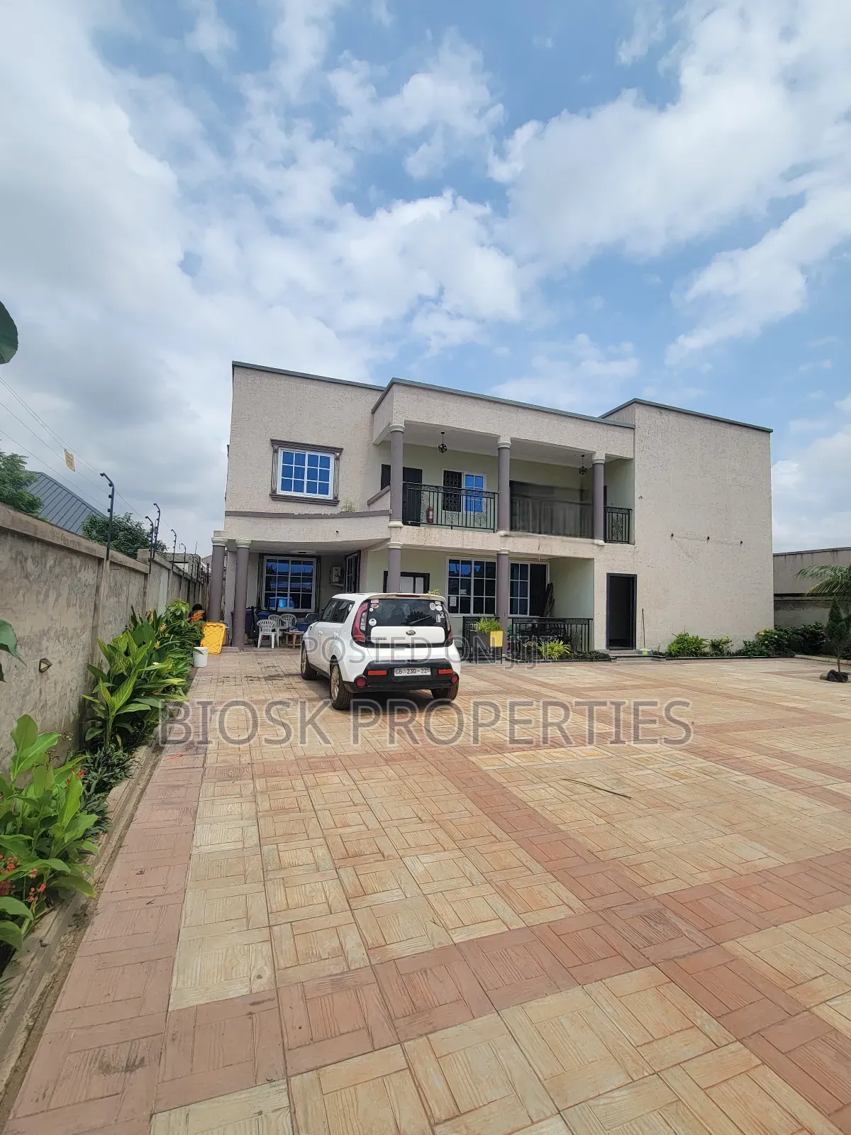 2bdrm Apartment in Biosk Properties, Malejor for rent