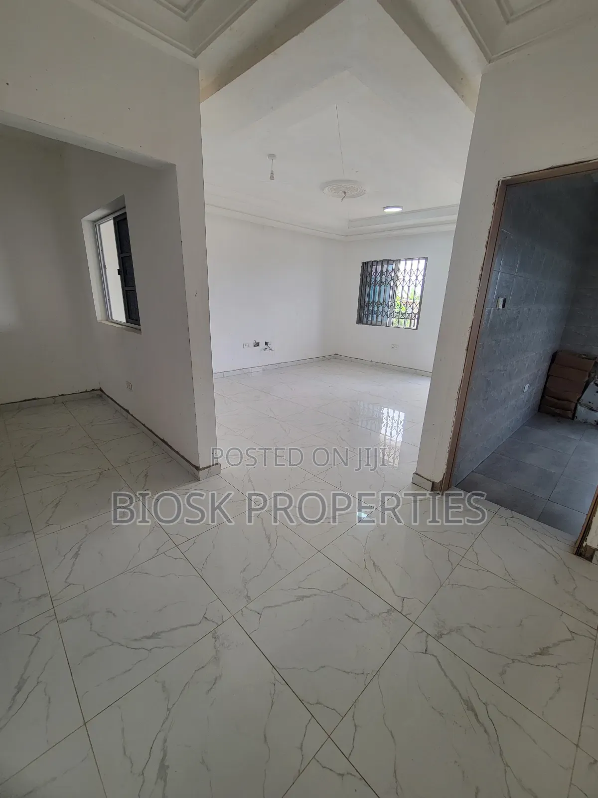 2bdrm Apartment in Biosk Properties, Malejor for rent