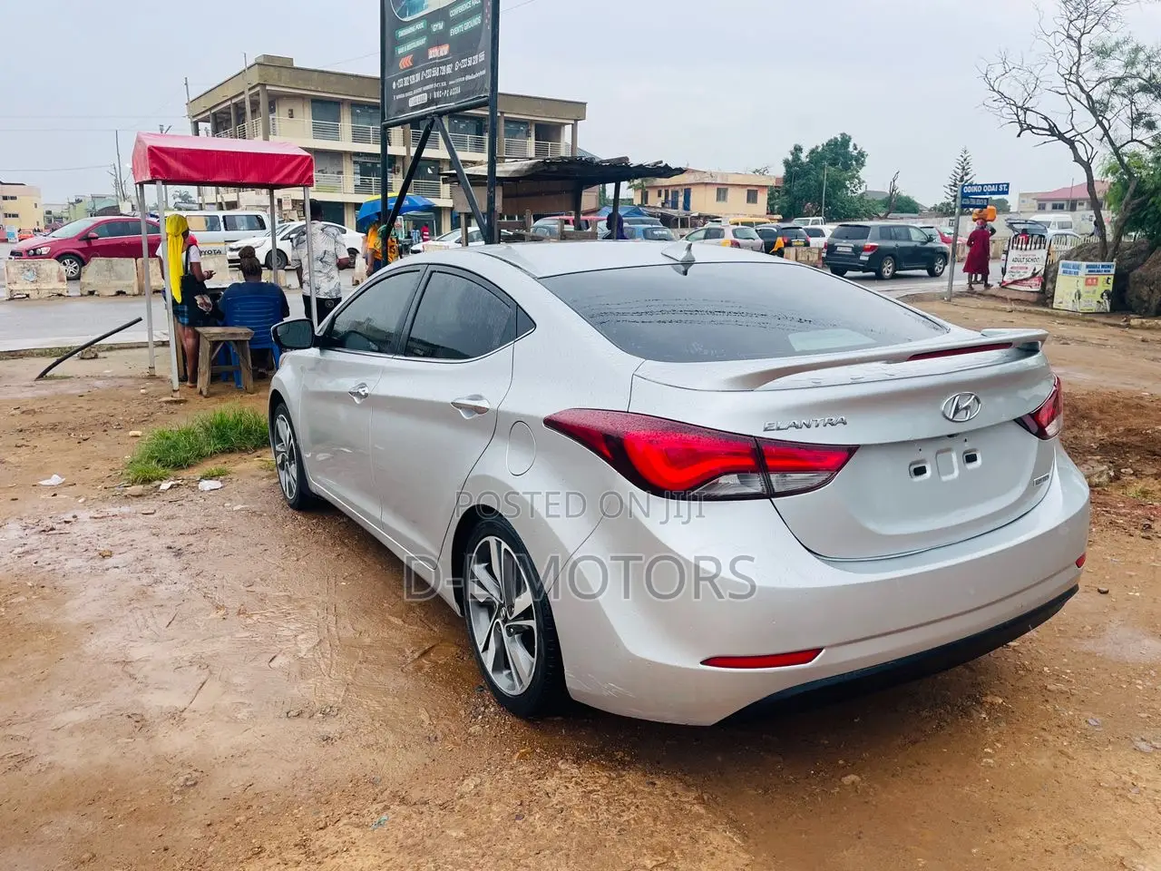 Hyundai Elantra Limited 4dr Sedan (1.8L 4cyl 6A) 2015 Silver