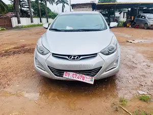Hyundai Elantra Limited 4dr Sedan (1.8L 4cyl 6A) 2015 Silver
