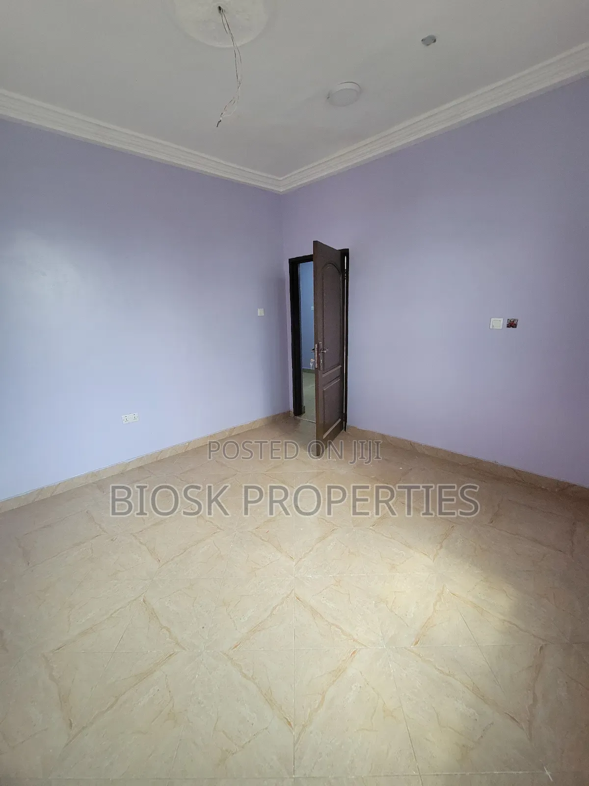 3bdrm House in Biosk Properties, Malejor for rent