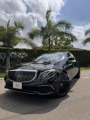 Mercedes-Benz E300 2019 Black
