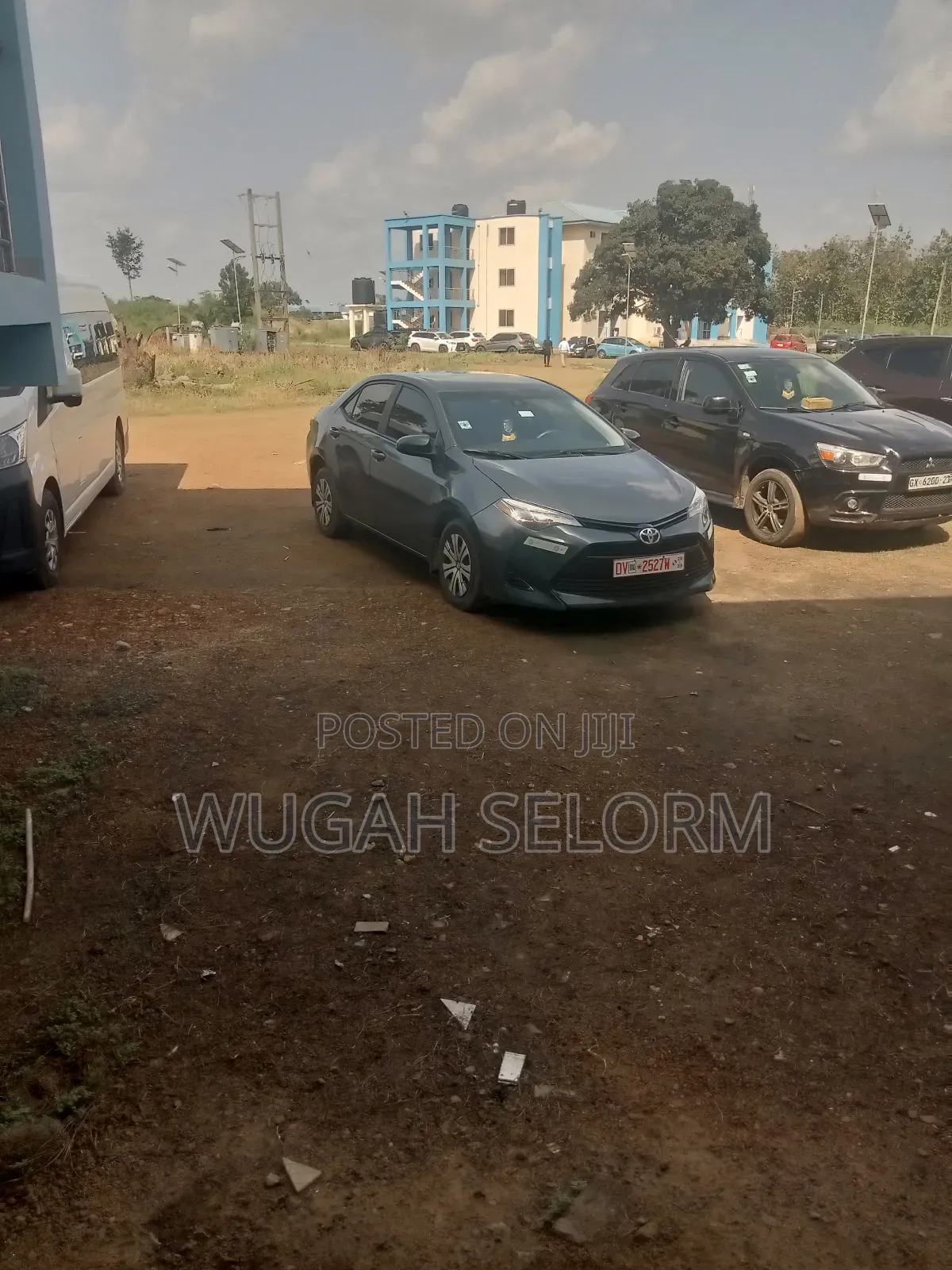 Toyota Corolla SE 4dr Sedan (1.8L 4cyl Manual) 2017 Gray