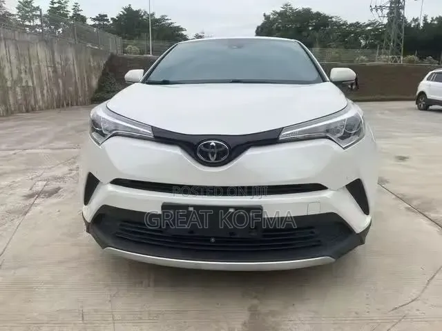 Toyota C-HR 2021 White