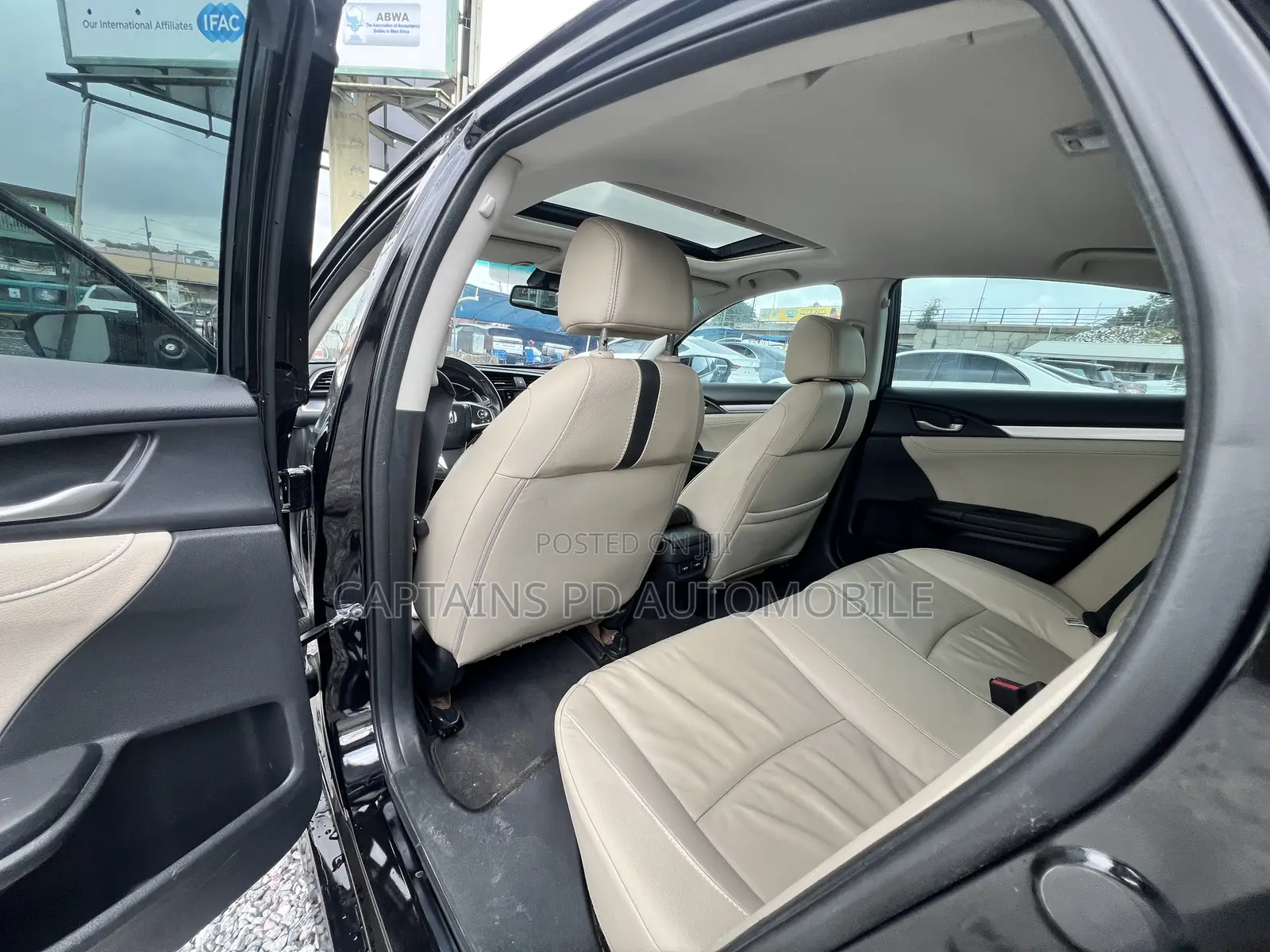 Honda Civic Touring 4dr Sedan (1.5L 4cyl) 2017 Black