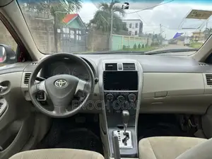 Toyota Corolla LE 4dr Sedan (1.8L 4cyl 4A) 2010 Red
