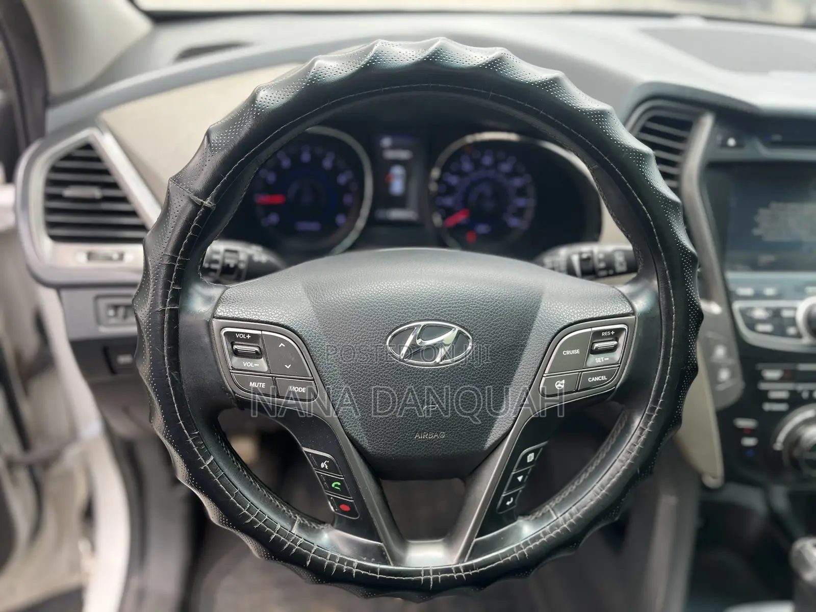 Hyundai Santa Fe 2014 White