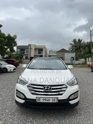 Hyundai Santa Fe 2014 White