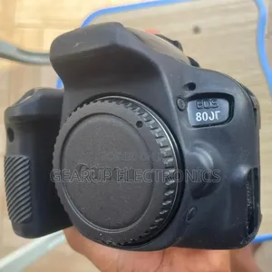 Canon Eos 800d DSLR Camera + 50mm Lens